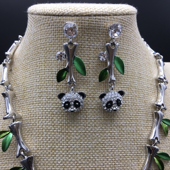 🆕 Silver Bamboo And Rhinestone Panda  Necklace - Picture 5 of 6